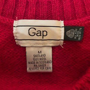 Gap red crew neck shetland wool sweater